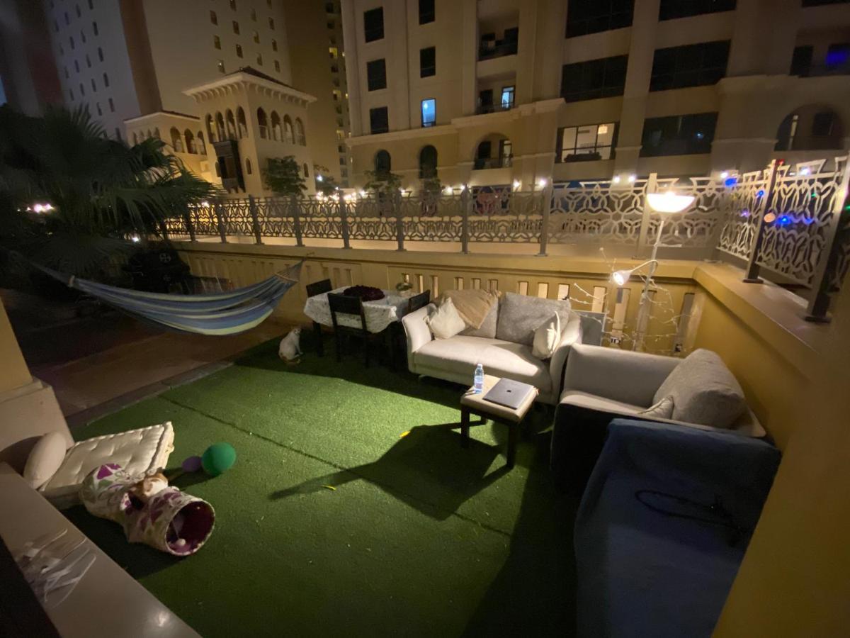 Alexandrina Hostel Dubai Exterior photo